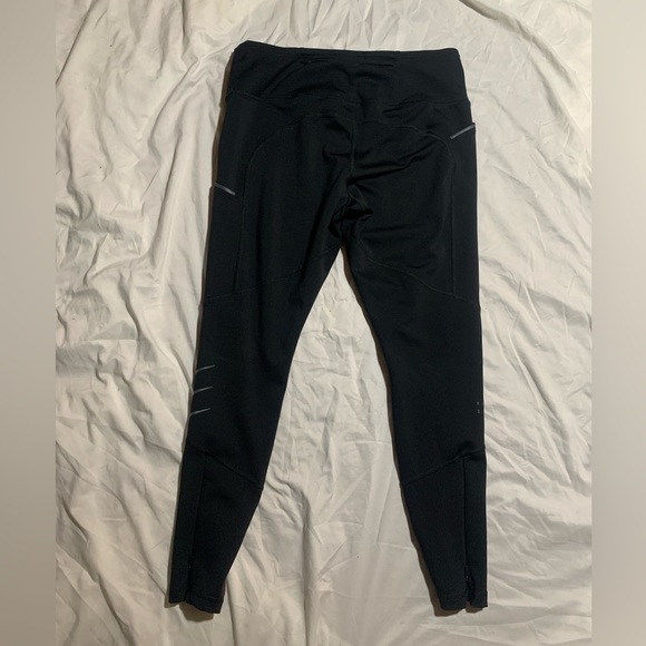 Nike Dri Fit Cropped Leggings - Picture 3 of 3